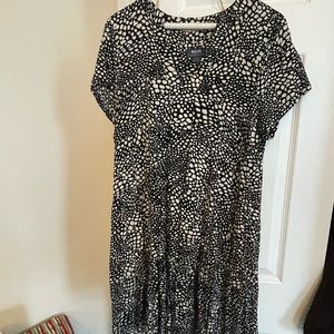 Anthropologie tiered dress. Size Large. Good condition.